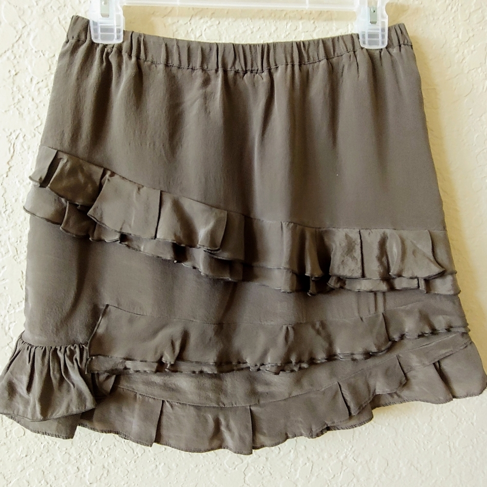 Banana Republic, olive green skirt with ruffles